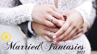 Bosses Wife comes over after going on his Business Trip