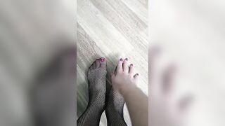 fishnet stockings (foot fetish)