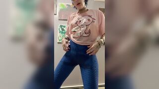 Peeing Upside Down with Gushing on Face