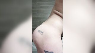 Naughty me in the tub horny again